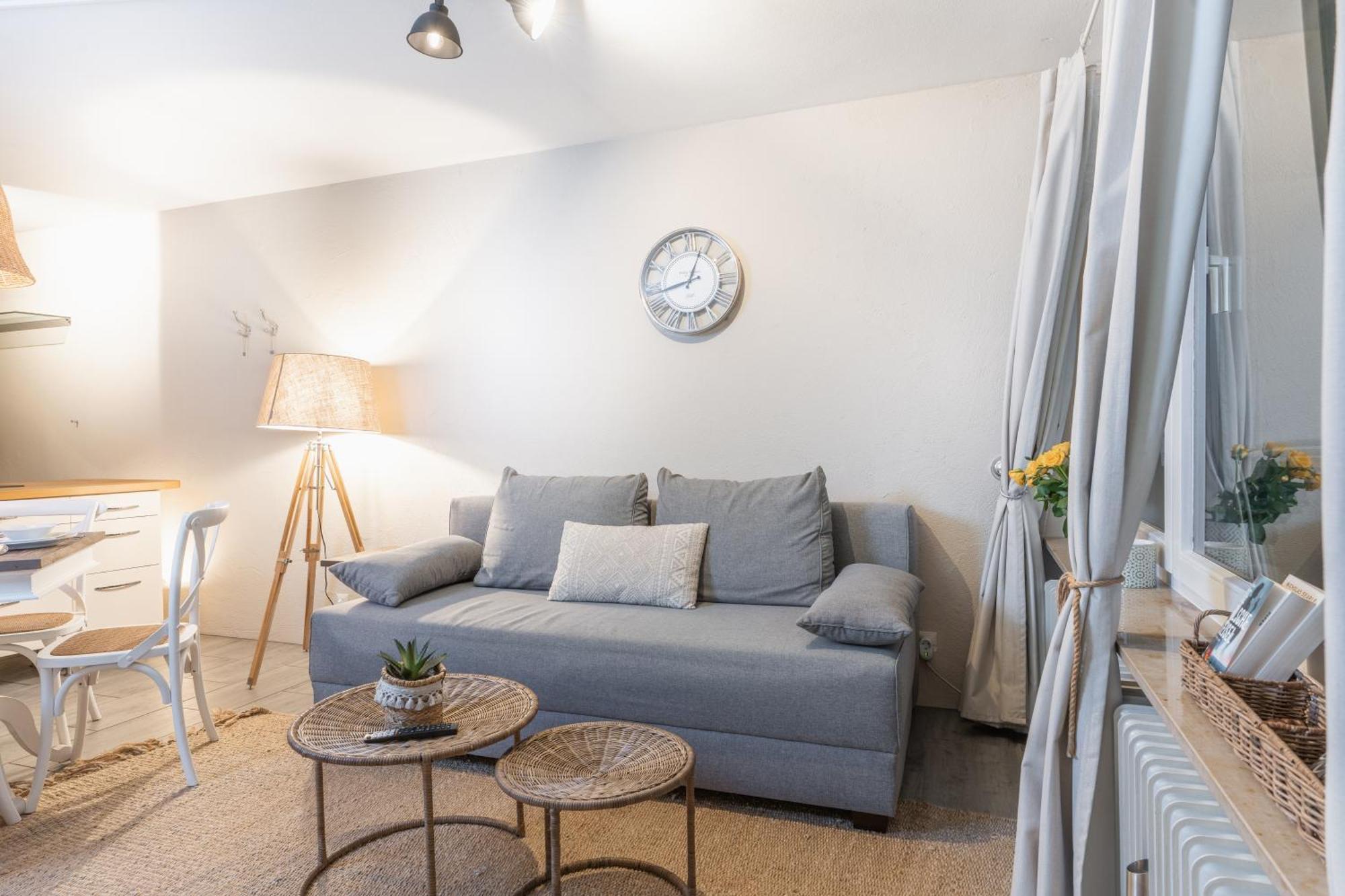 Seeblick-Oase Istayunixi Seenaehe-Sauna-Balkon-Netflix-Parkplatz Ohningen Exterior photo