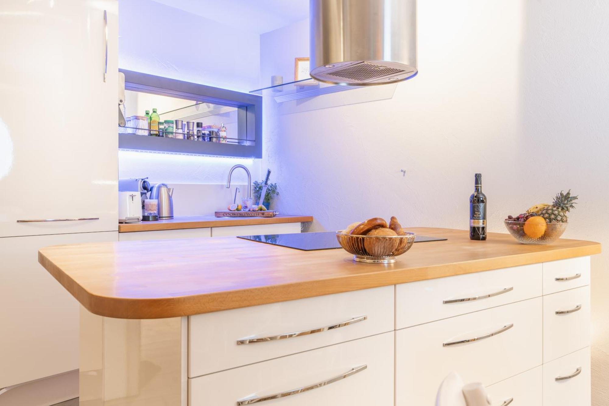 Seeblick-Oase Istayunixi Seenaehe-Sauna-Balkon-Netflix-Parkplatz Ohningen Exterior photo